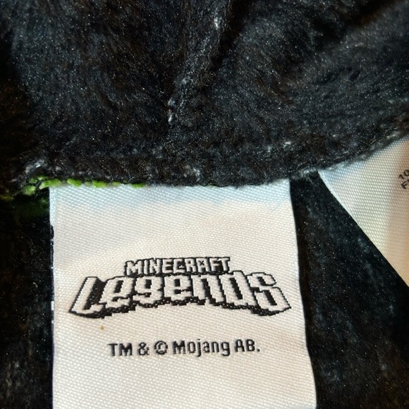 2/$30 MINECRAFT LEGENDS Boy’s Hooded Robe With Belt Size S(6) - Picture 3 of 4